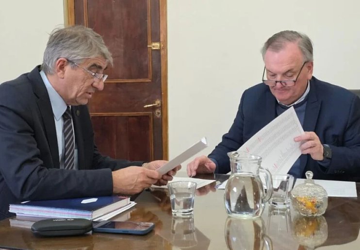 Michlig se reunió con Bastía y confirmó la llegada de 235 millones para el departamento